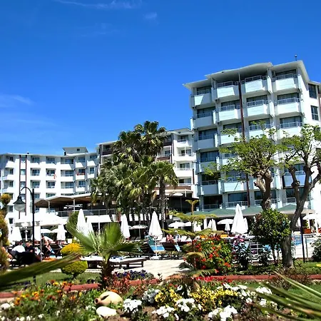 Aventura Park Окурджалар