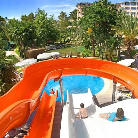 Aventura Park Отель