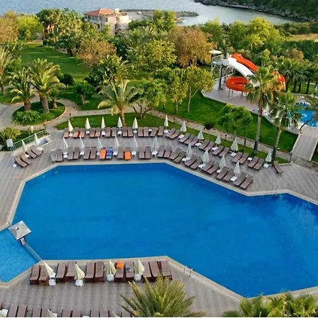 Aventura Park Окурджалар